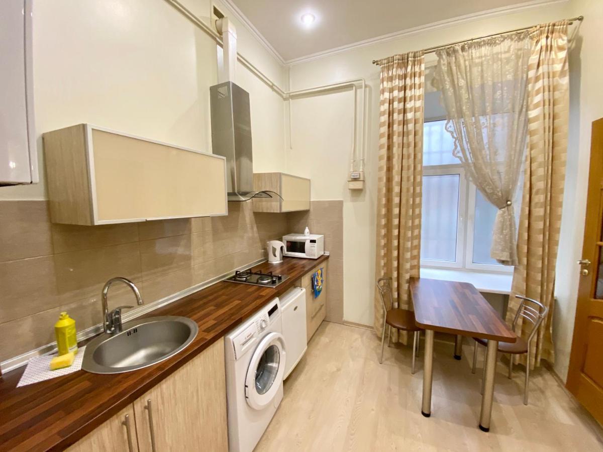 Old Town Apartments Lanzheron Beach Odessza Kültér fotó